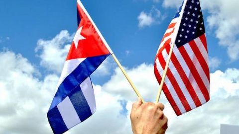 Estados Unidos y Cuba, banderas