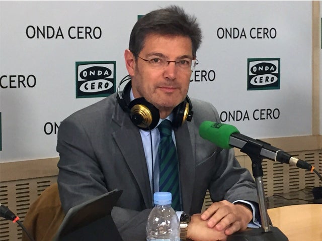 Carlos Alsina entrevista a Rafael Catalá en Más de uno Carlos Alsina entrevista a Rafael Catalá en Más de uno