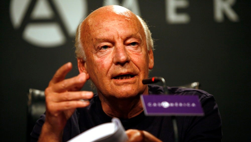 Eduardo Galeano en una conferencia.