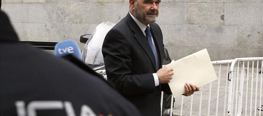 Manuel Chaves llega al Tribunal Supremo para declarar en el caso ERE Manuel Chaves llega al Tribunal Supremo para declarar en el caso ERE