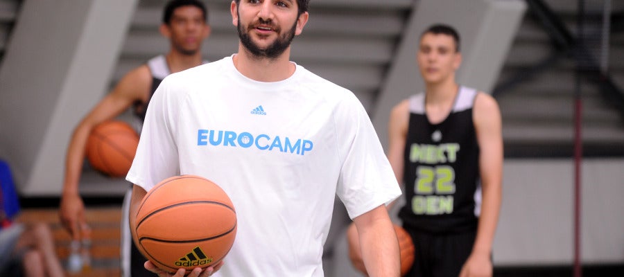 Ricky Rubio se perderá el próximo Eurobasket Ricky Rubio se perderá el próximo Eurobasket
