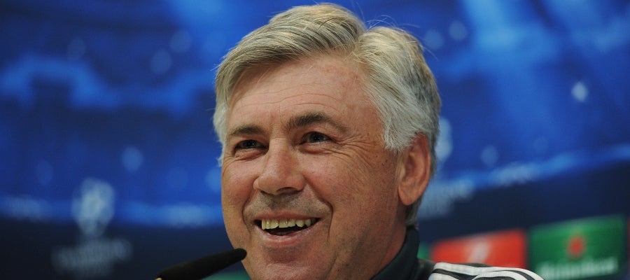 Carlo ancelotti en rueda de prensa previa al derbi de Champions League Carlo ancelotti en rueda de prensa previa al derbi de Champions League