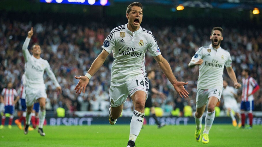 Chicharito, euf&oacute;rico tras marcar el 1-0