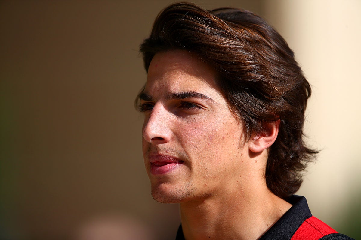 Roberto Merhi: "No tengo volante porque no tengo el apoyo que tienen otros" Roberto Merhi: "No tengo volante porque no tengo el apoyo que tienen otros"