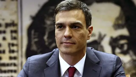 El líder del PSOE, Pedro Sánchez, durante la presentación de su propuesta para un nuevo Estatuto de los Trabajadores El líder del PSOE, Pedro Sánchez, durante la presentación de su propuesta para un nuevo Estatuto de los Trabajadores