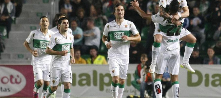 El Elche logra la victoria por 4-0 ante el Deportivo El Elche logra la victoria por 4-0 ante el Deportivo