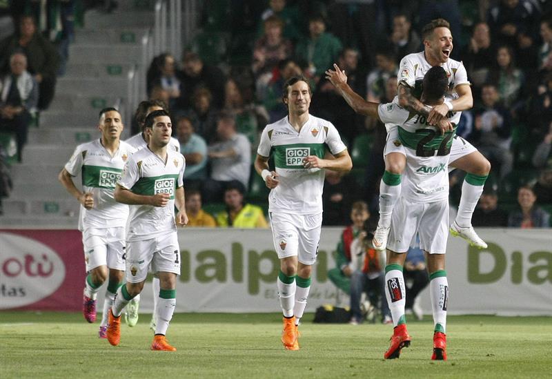 La Liga confirma el descenso administrativo del Elche por impagos La Liga confirma el descenso administrativo del Elche por impagos