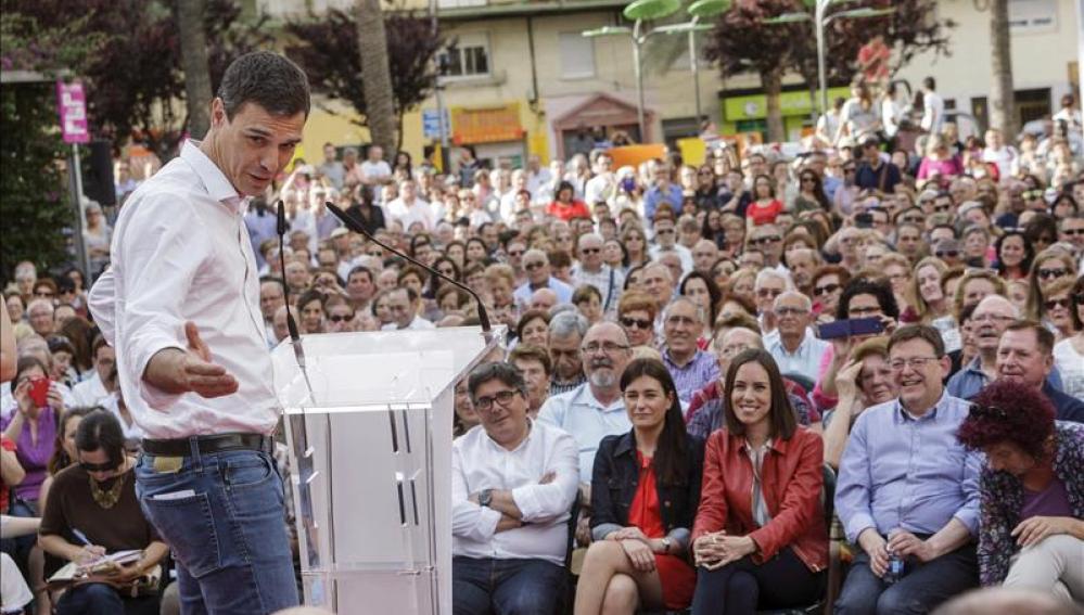 Pedro Sánchez, secretario general del PSOE, en un mitin.