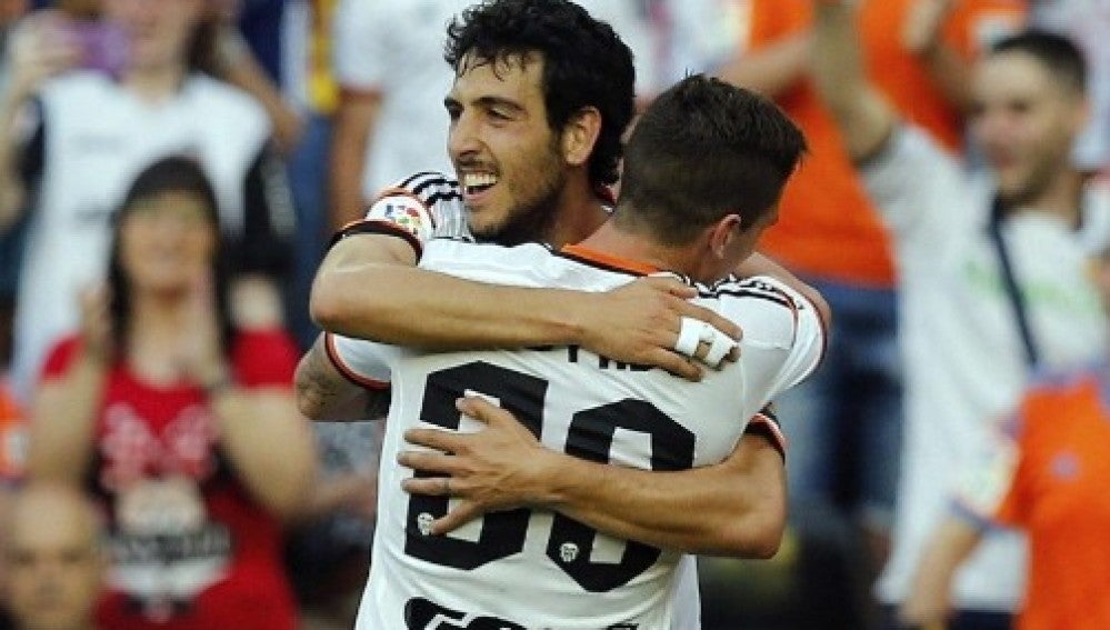 Andrés Parejo celebra su gol