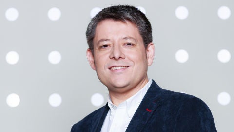 Rafa Fern&aacute;ndez, presentador de Radioestadio del motor