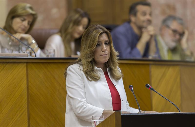 Díaz propone un pacto contra la corrupción y reducir un 10% los altos cargos Díaz propone un pacto contra la corrupción y reducir un 10% los altos cargos