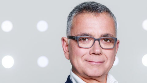 Juan Ram&oacute;n Lucas, presentador de M&aacute;s de uno