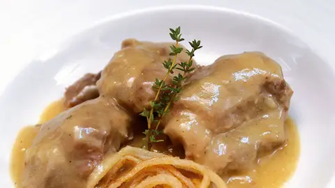 Carrilleras de cerdo ibérico escabechadas con fruta Carrilleras de cerdo ibérico escabechadas con fruta del restaurante Rivas