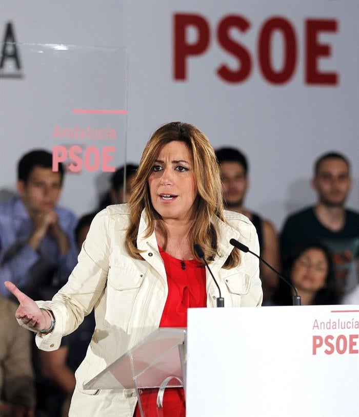 Andalucía devolverá el 25% de la paga extra a los funcionarios en febrero de 2016 Andalucía devolverá el 25% de la paga extra a los funcionarios en febrero de 2016