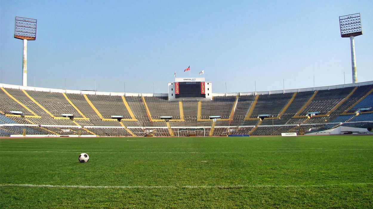 Tertulia con Segurola y Cappa: La guerra del fútbol Tertulia con Segurola y Cappa: La guerra del fútbol