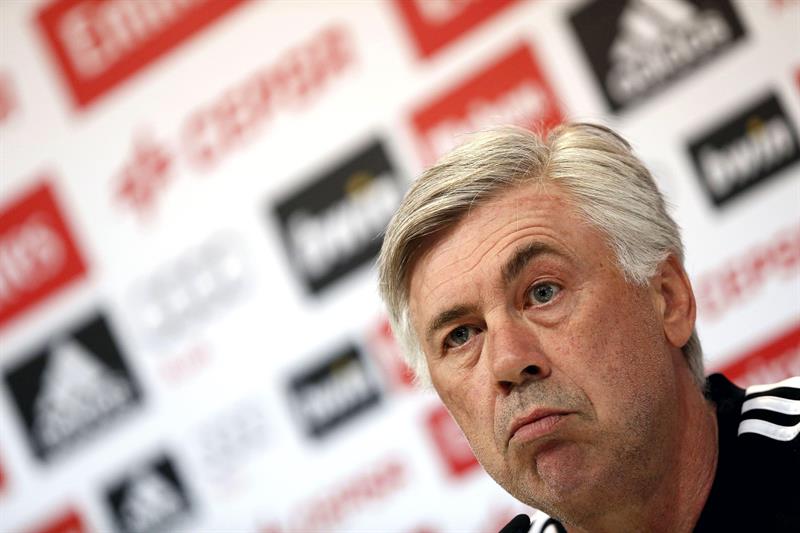 Carlo Ancelotti: "No veo temerario poner a Ramos en el medio" Carlo Ancelotti: "No veo temerario poner a Ramos en el medio"