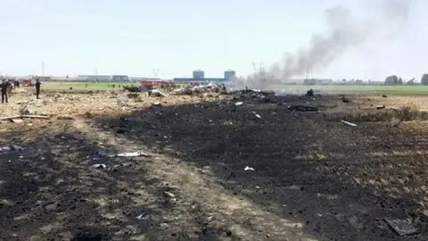 Una comisión mixta Fomento-Defensa investigará el siniestro del A400M Una comisión mixta Fomento-Defensa investigará el siniestro del A400M