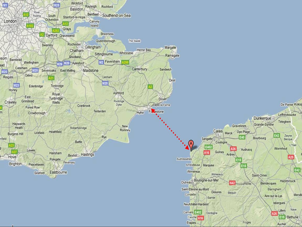 La Armada británica envía un buque al canal de la Mancha para evitar la inmigración La Armada británica envía un buque al canal de la Mancha para evitar la inmigración
