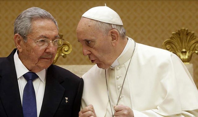 El Papa Francisco elogia el ánimo de Cuba ante las dificultades El Papa Francisco elogia el ánimo de Cuba ante las dificultades