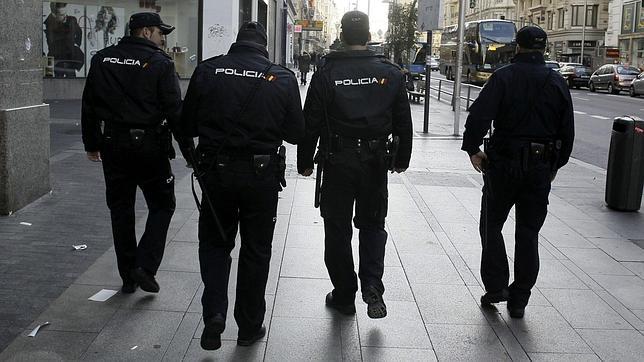 La familia de la menor que se suicidó denunció dos veces el acoso que sufría La familia de la menor que se suicidó denunció dos veces el acoso que sufría