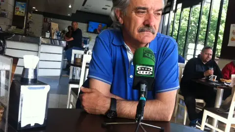 Juan M Rey - Caldas de Reis El alcalde de Caldas participa en un desayuno informativo