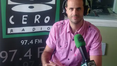 Julio Rodríguez 2015 Julio Rodríguez en los estudios donde se emite a diario Onda Deportiva Marbella a partir de las 15.05 horas.