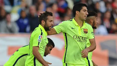 Jordi Alba junto a Luis Suárez Jordi Alba junto a Luis Suárez
