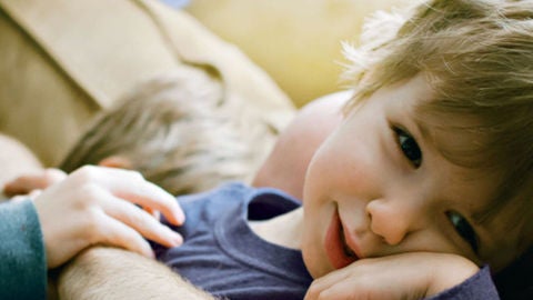 Ni&ntilde;os descansados, ni&ntilde;os felices