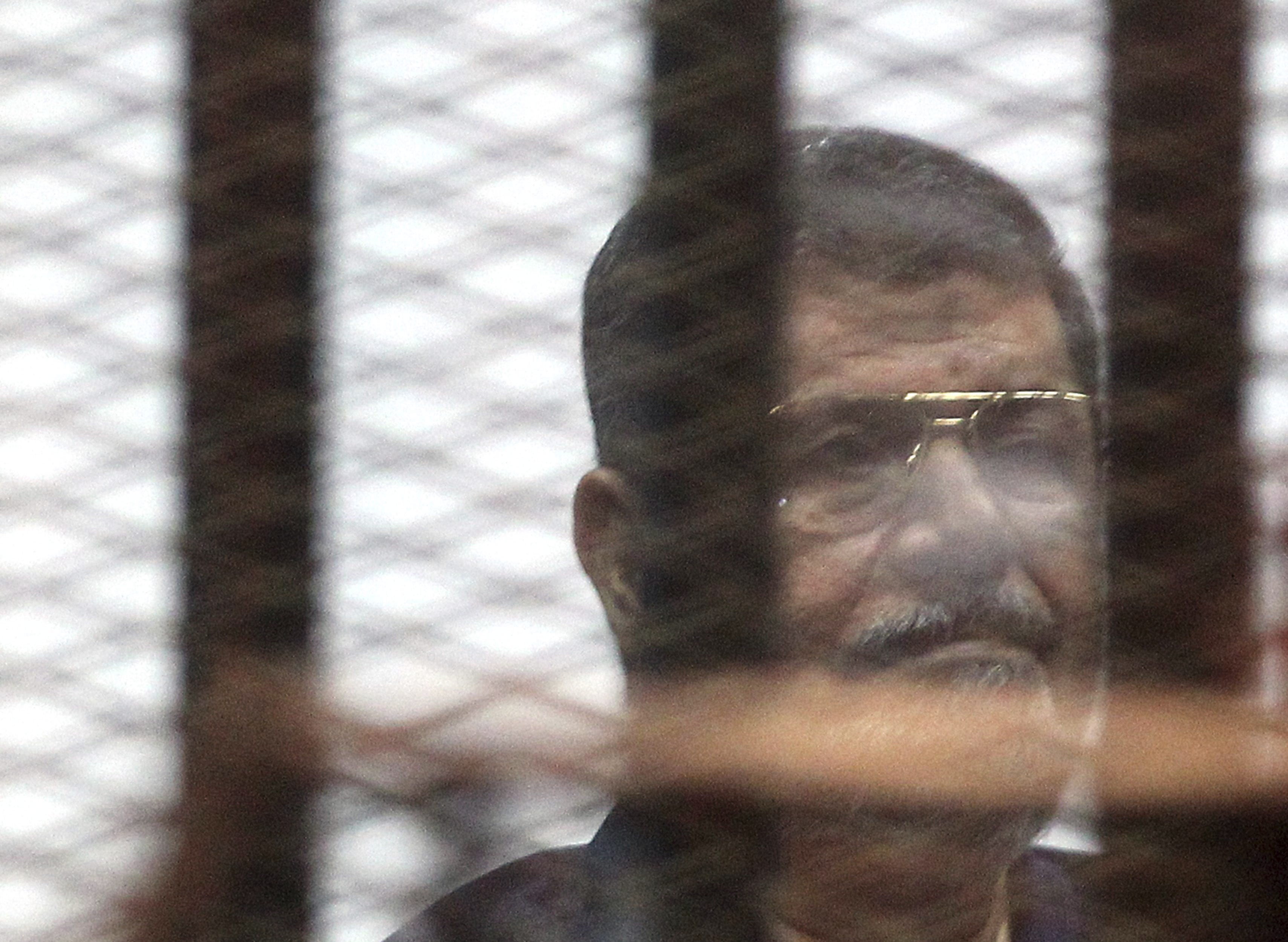 Confirman la cadena perpetua al expresidente egipcio Mursi por espionaje Confirman la cadena perpetua al expresidente egipcio Mursi por espionaje