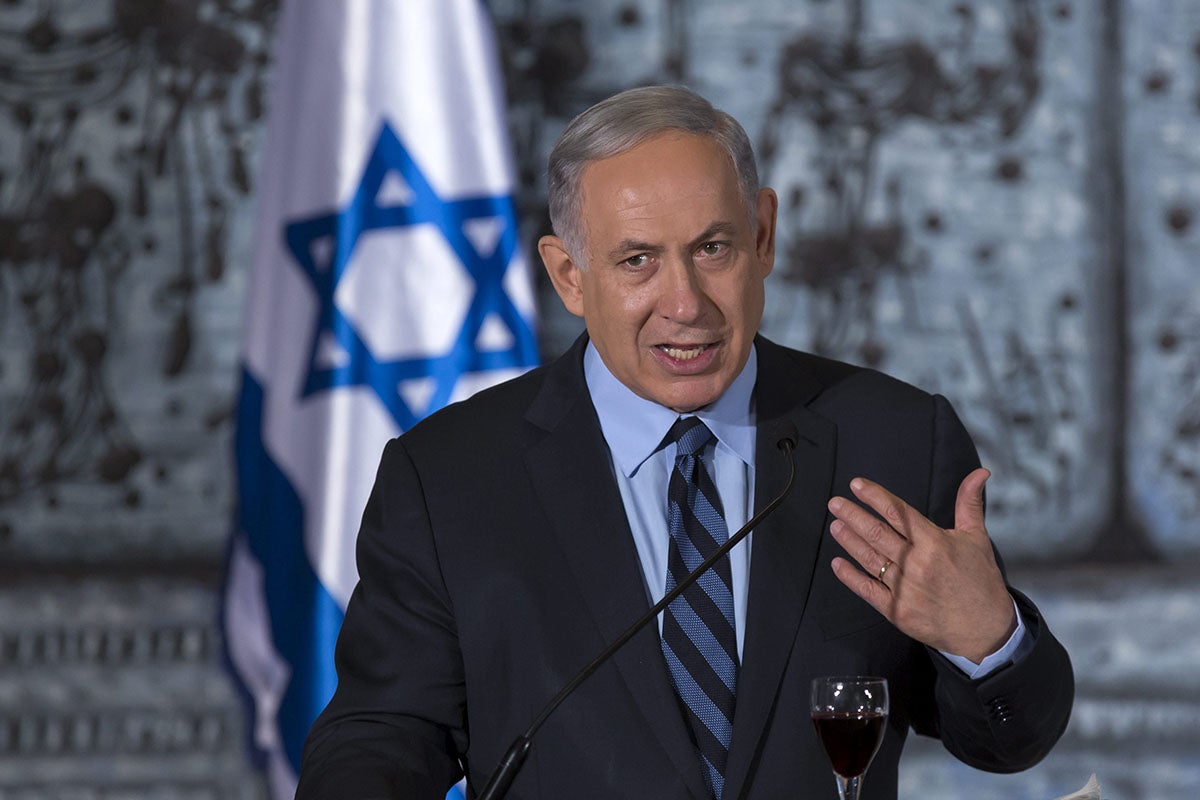 Netanyahu pide indultar al soldado israelí condenado por matar a un palestino Netanyahu pide indultar al soldado israelí condenado por matar a un palestino