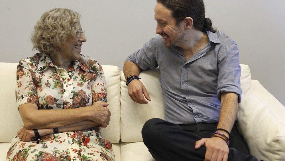 Manuela Carmena se reúne con Pablo Iglesias en el Ayuntamiento de Madrid