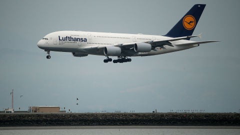 Avi&oacute;n de la aerol&iacute;nea Lufthansa