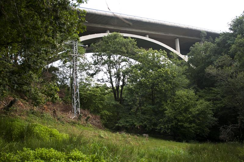 Fiscal pide 2 años de cárcel al dueño de la empresa que organizó la actividad de puenting en la que murió una joven holandesa de 17 años Fiscal pide 2 años de cárcel al dueño de la empresa que organizó la actividad de puenting en la que murió una joven holandesa de 17 años