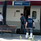 Imagen del tren Thalys Amsterdam-París en la estación de Arras