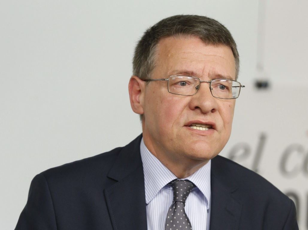 Jordi Sevilla renuncia a seguir trabajando para el PSOE Jordi Sevilla renuncia a seguir trabajando para el PSOE