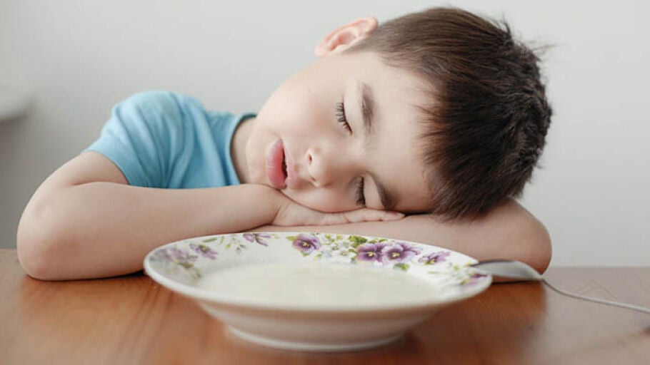 Ni&ntilde;o cansado