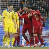 Mario Gaspar celebra su gol ante Ucrania