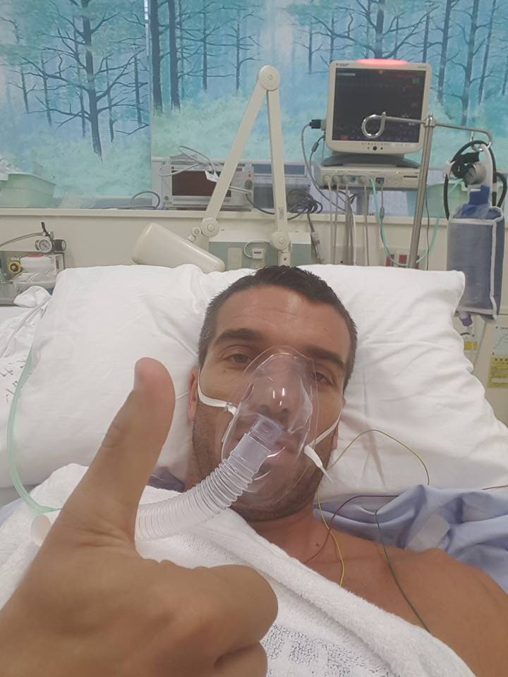 De Angelis continúa en observación, completamente despierto De Angelis continúa en observación, completamente despierto