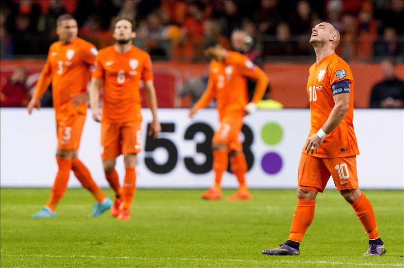 Holanda se queda fuera de la Eurocopa Holanda se queda fuera de la Eurocopa