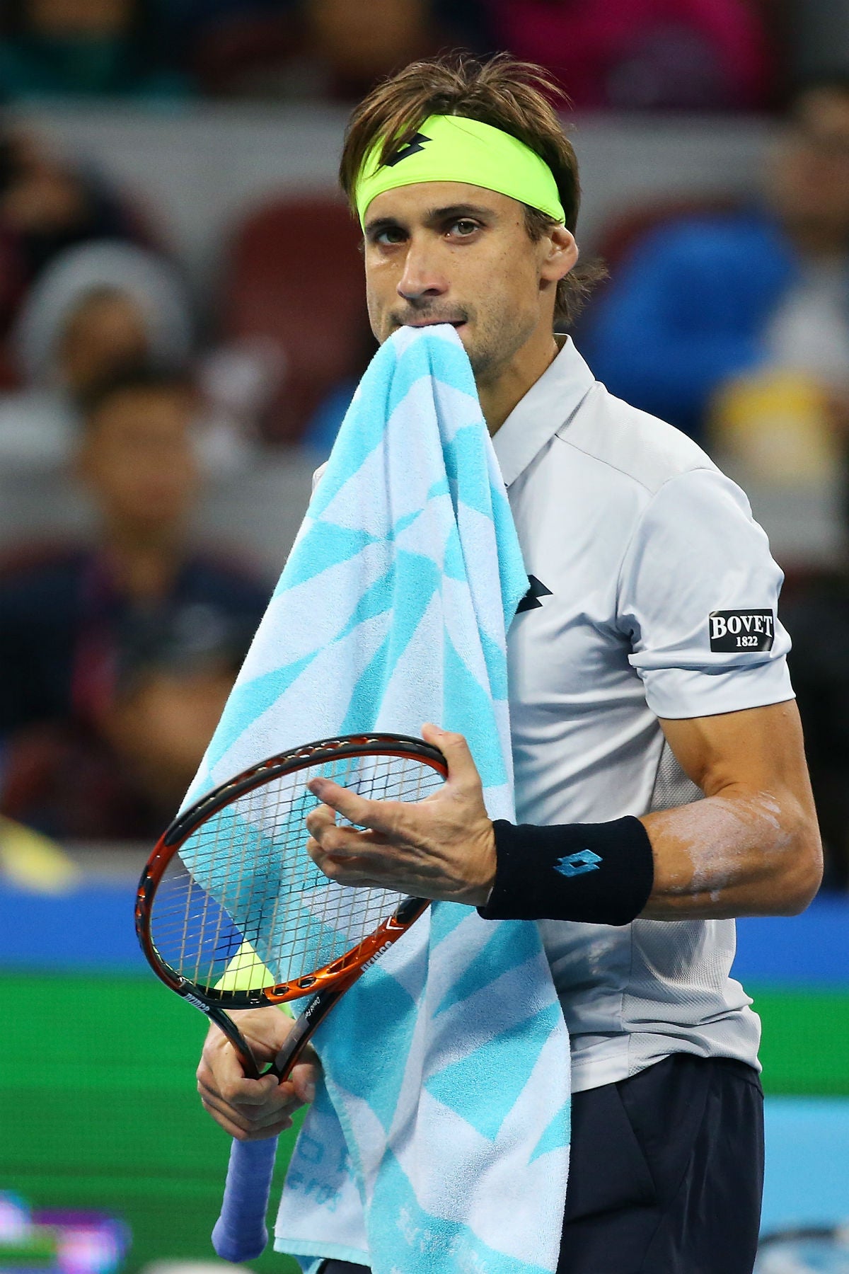 Ferrer no puede con Tomic y cae eliminado en Shanghái Ferrer no puede con Tomic y cae eliminado en Shanghái