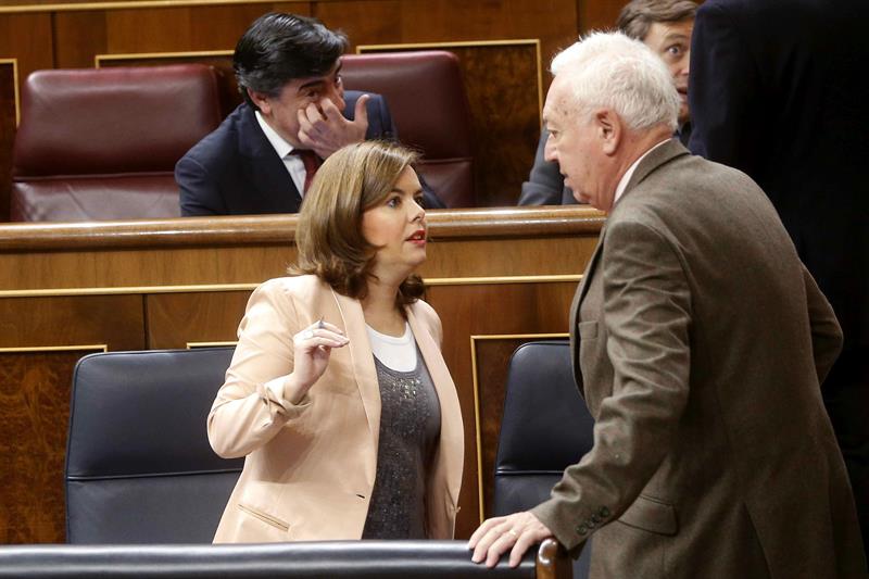 <p>Margallo dice que hará "todo lo posible" para que Sáenz de Santamaría no sea portavoz del PP</p> <p>Margallo dice que hará "todo lo posible" para que Sáenz de Santamaría no sea portavoz del PP</p>