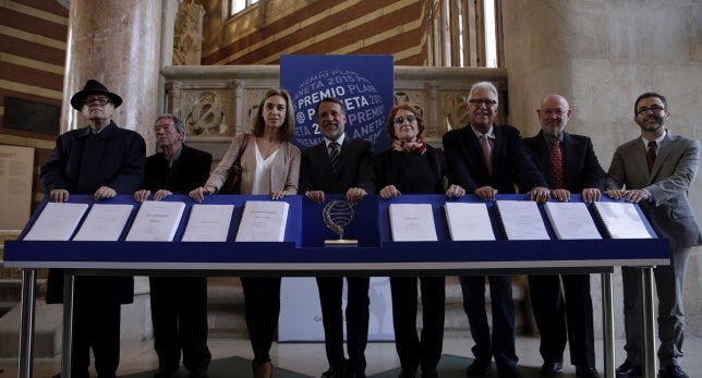 Esta noche se falla en Barcelona el Premio Planeta, al que optan diez novelas Esta noche se falla en Barcelona el Premio Planeta, al que optan diez novelas