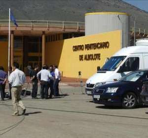 Imagen del exterior del centro penitenciario de Albolote, en Granada Imagen del exterior del centro penitenciario de Albolote, en Granada