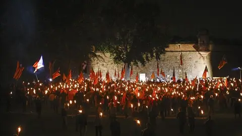 Mas homenajea al expresidente Companys en el lugar donde fue fusilado Mas homenajea al expresidente Companys en el lugar donde fue fusilado