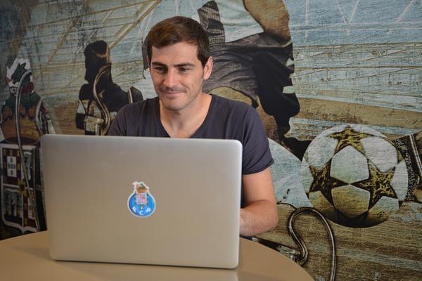 Casillas: "Messi es el delantero más temible al que me haya enfrentado" Casillas: "Messi es el delantero más temible al que me haya enfrentado"