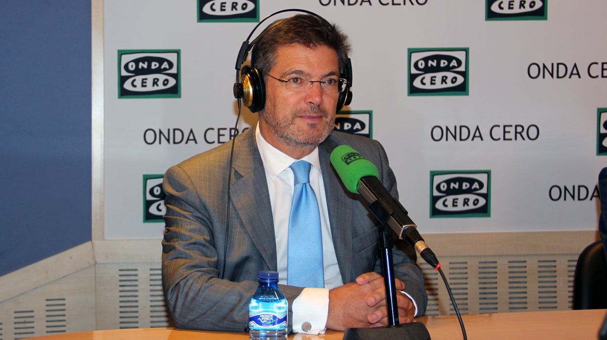 Rafael Catalá: "Otegi no va a formar parte de las listas y no va a ser diputado" Rafael Catalá: "Otegi no va a formar parte de las listas y no va a ser diputado"