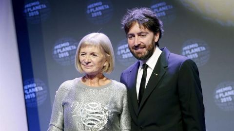 Alicia Gim&eacute;nez Bartlett y Daniel S&aacute;nchez Ar&eacute;valo