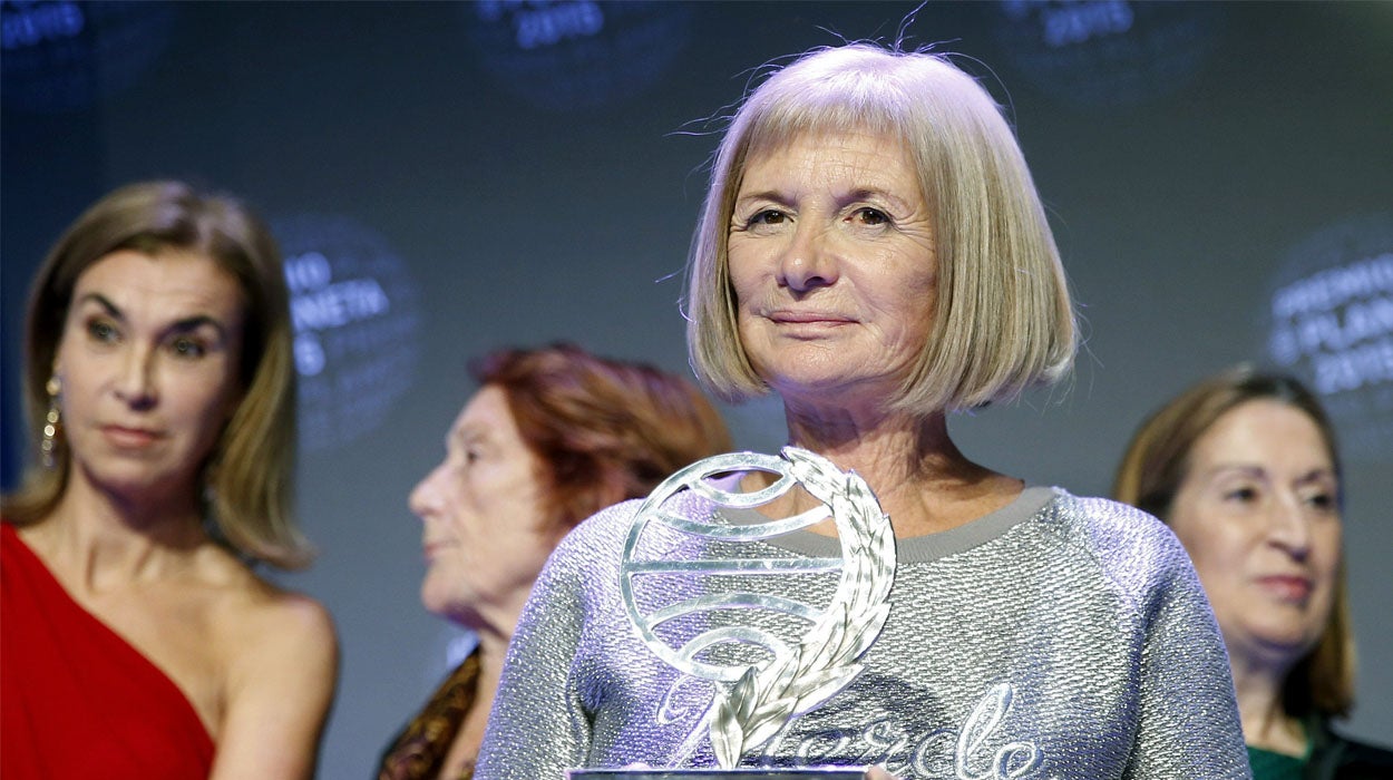 Alicia Giménez-Bartlett, ganadora del Premio Planeta 2015 por 'Hombres desnudos' Alicia Giménez-Bartlett, ganadora del Premio Planeta 2015 por 'Hombres desnudos'