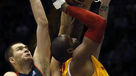 El FC Barcelona gana en Sevilla de 39 puntos