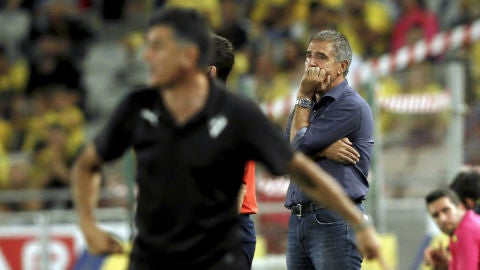 Paco Herrera, durante un encuentro con Las Palmas